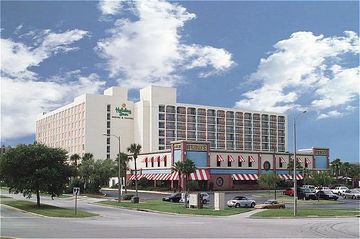 Holiday Inn And Suites