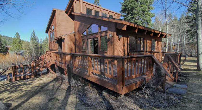Апартаменты Alpine Meadows Escape