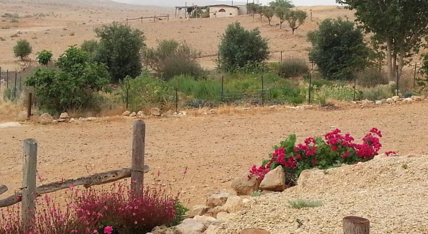 Отель Matnat Desert Farm