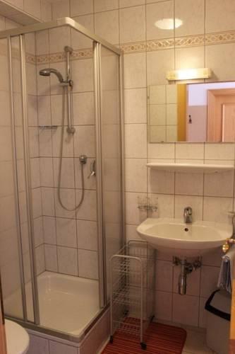 Апартаменты Jerzens Apartment 1