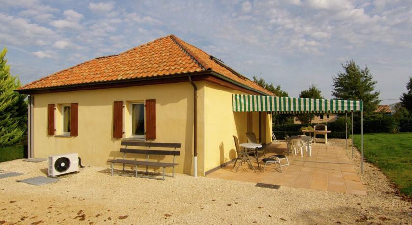 Апартаменты Maison Le Perrot