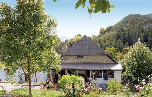 Апартаменты Apartment Sauze with Mountain View 370