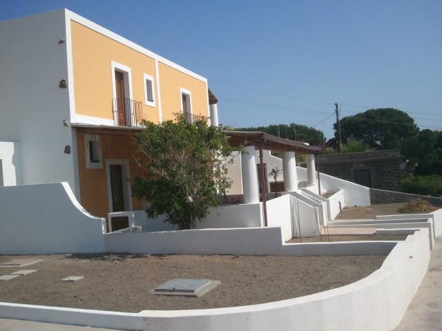 Апартаменты Eolian House