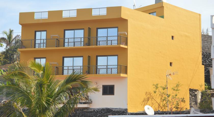 Апартаменты Mambo Apartments