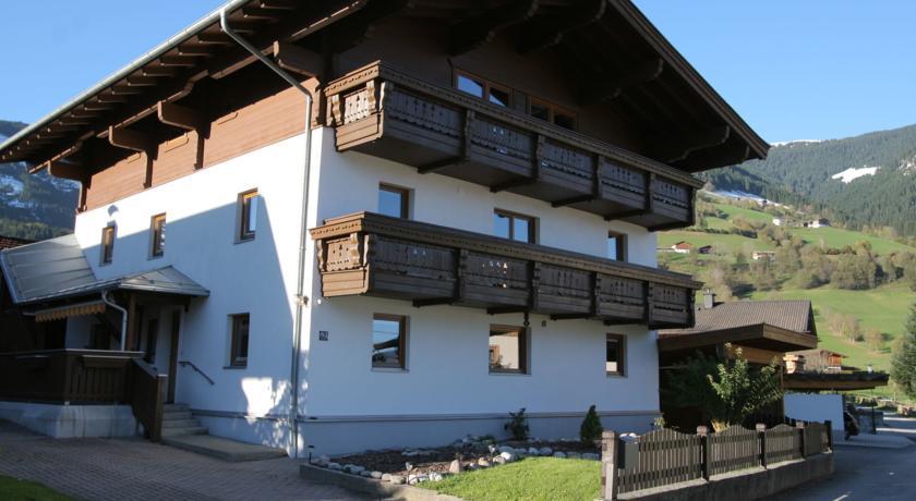 Апартаменты Eight-Bedroom Apartment Piesendorf-Walchen
