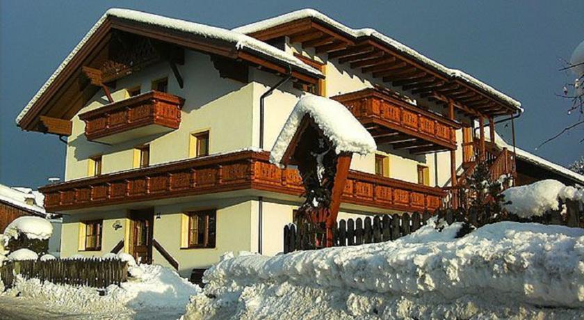 Апартаменты Ferienwohnungen Krismer