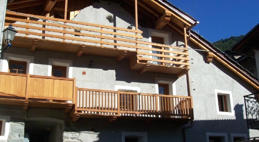 Мини-отель B&B La Grange de Pierre