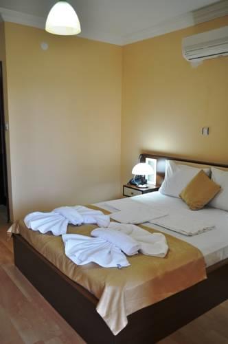 Отель Papazlikhan Beach Hotel