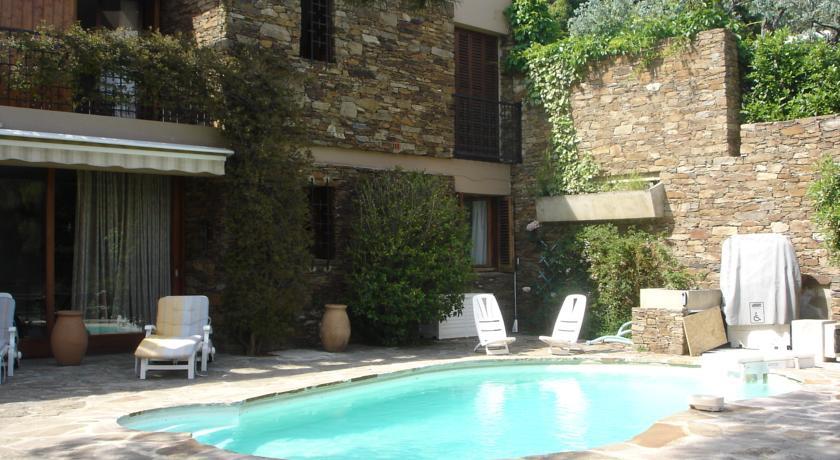Вилла Villa Domaine du Gaou Bénat