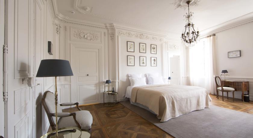 Отель Hôtel de la Villeon