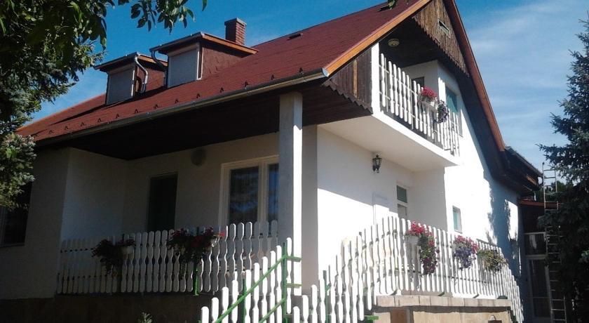 Апартаменты Apartment Gyenesdias 10