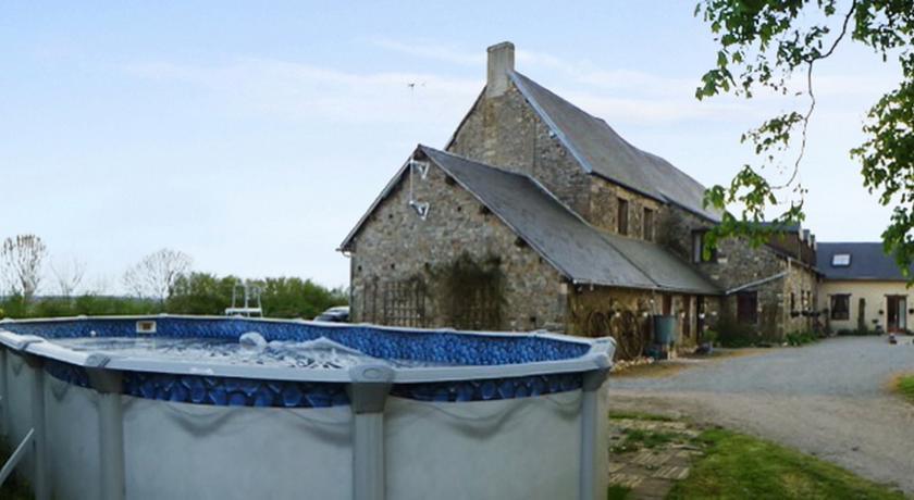 Апартаменты HomeRez - Holiday Home La Fermette