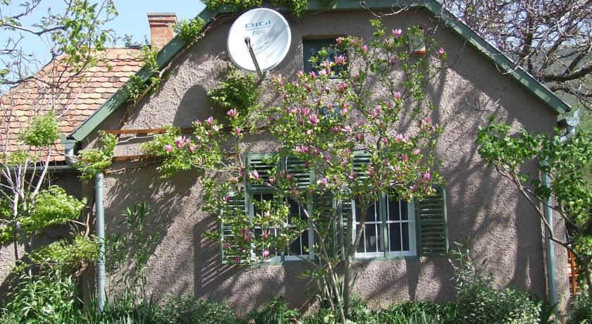 Гостевой дом Guest house Diófás Vendégház