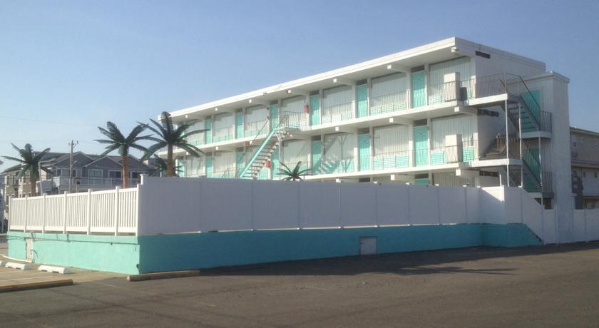 Отель Island Breeze Motel