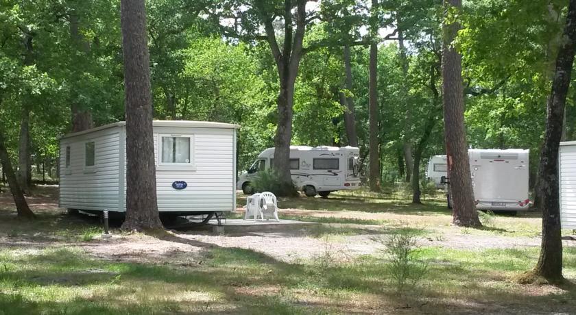 Отель Le Camping de Villandraut