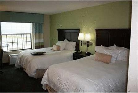 Отель Hampton Inn and Suites St. Cloud