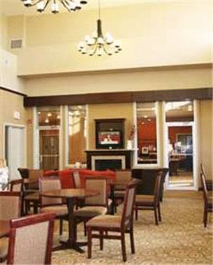 Hampton Inn & Suites by Hilton Edmonton International Airport