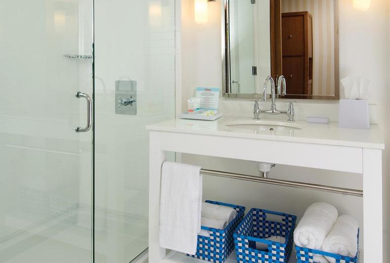 Отель Four Points by Sheraton at Phoenix Mesa Gateway Airport