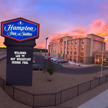 Отель Hampton Inn & Suites Farmington