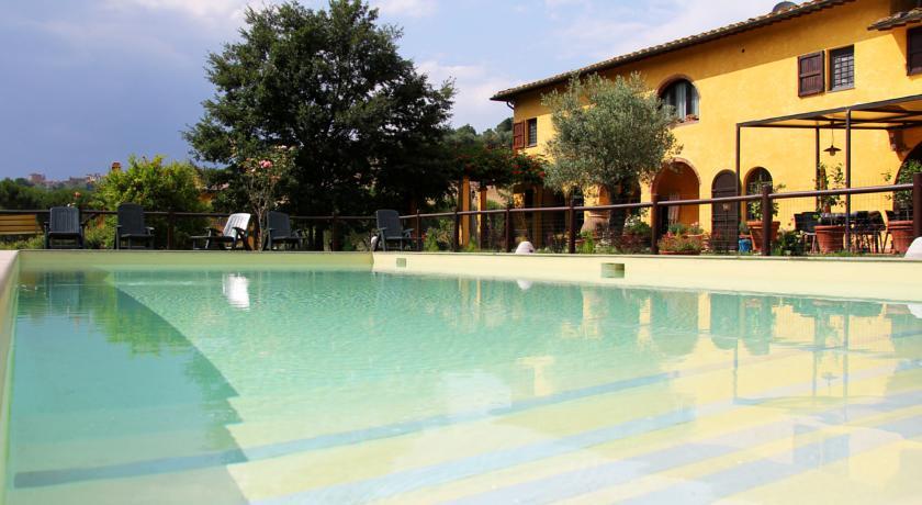 Отель Agriturismo La Canigiana