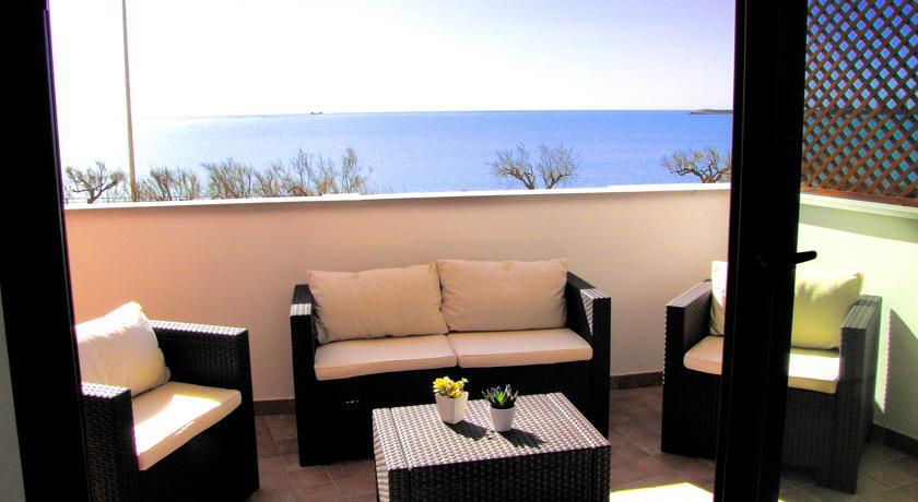 Апартаменты Case Sicule - Sea View Apartment
