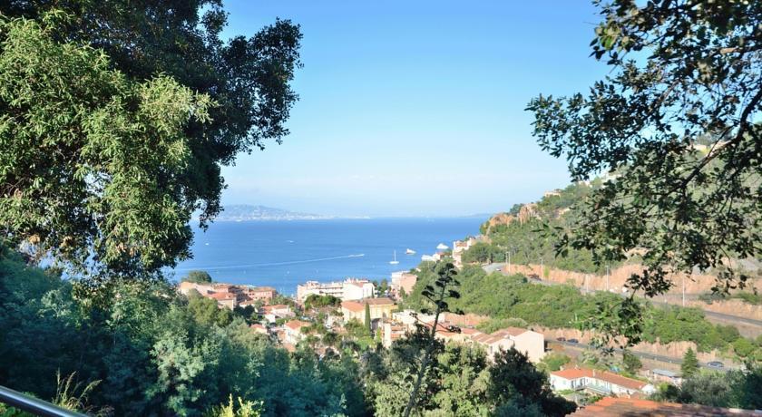 Вилла Les Monges