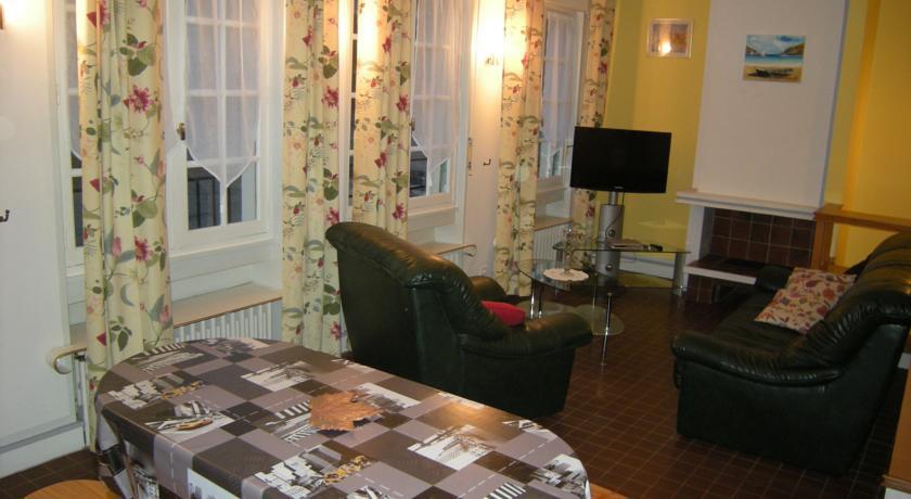 Отель Hotel gites des touristes