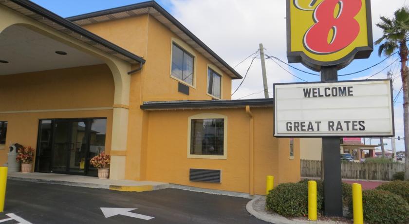 Отель Super 8 - St Augustine Beach