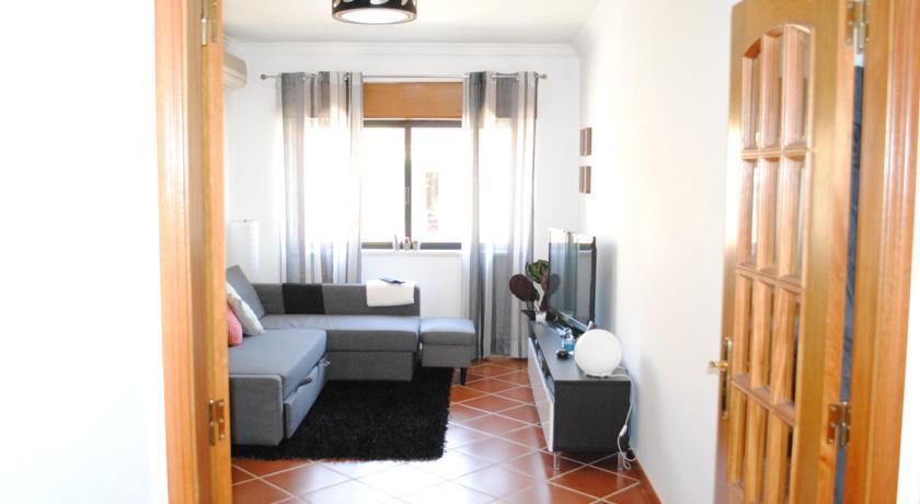 Апартаменты Flat in Carcavelos Beach