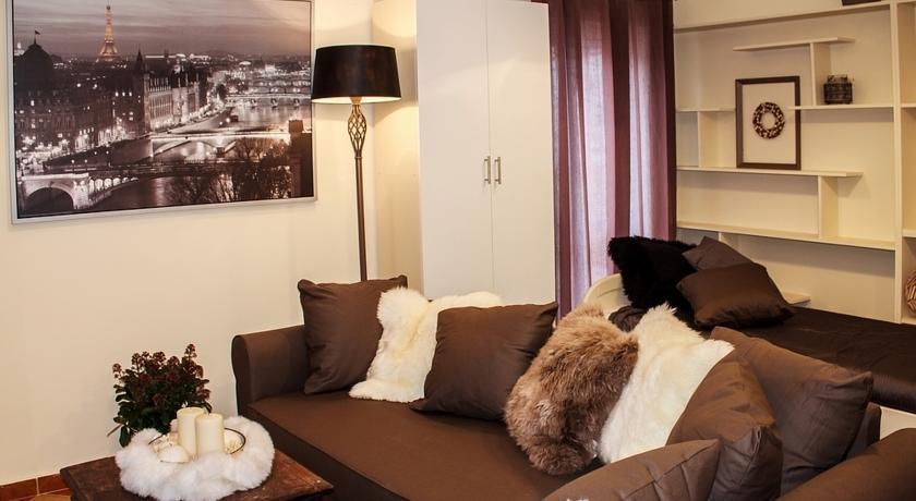Апартаменты Zsuzsi Apartment