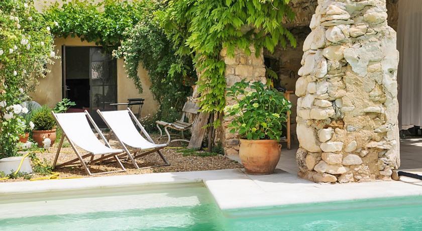 Апартаменты HomeRez - country House Les Viaux