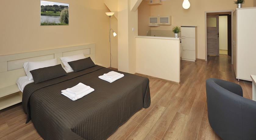 Апартаменты ApartHotel Junior