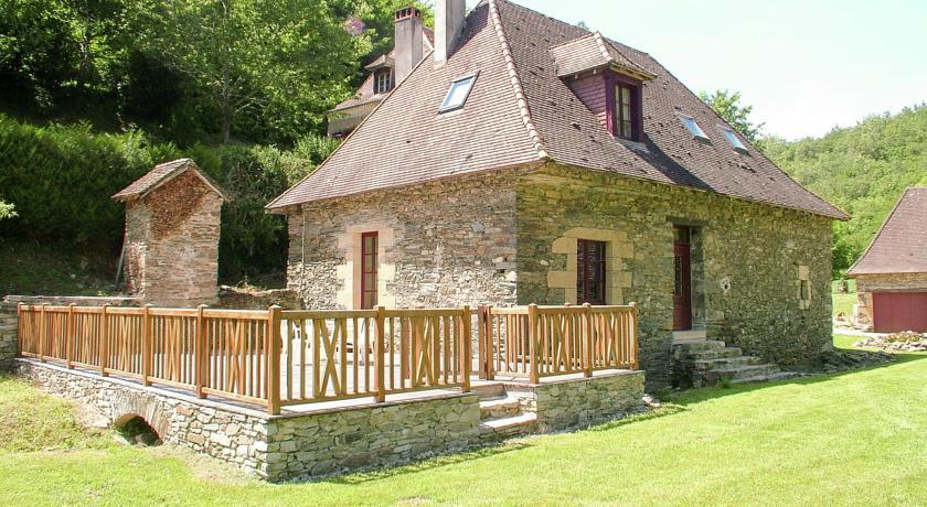 Апартаменты La Maison d Amis du Bouc