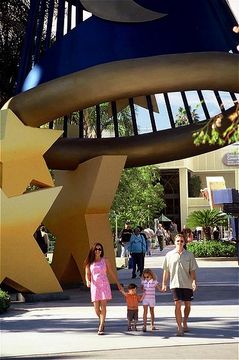 Отель Holiday Inn Express Anaheim Ma