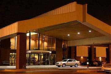Отель Holiday Inn Express Detroit-Warren