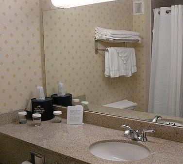 Отель Holiday Inn Express Hotel & Suites Cheyenne