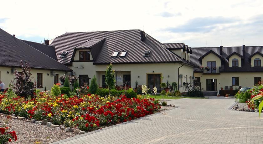 Отель Pensjonat Magnolia Hotel i Restauracja