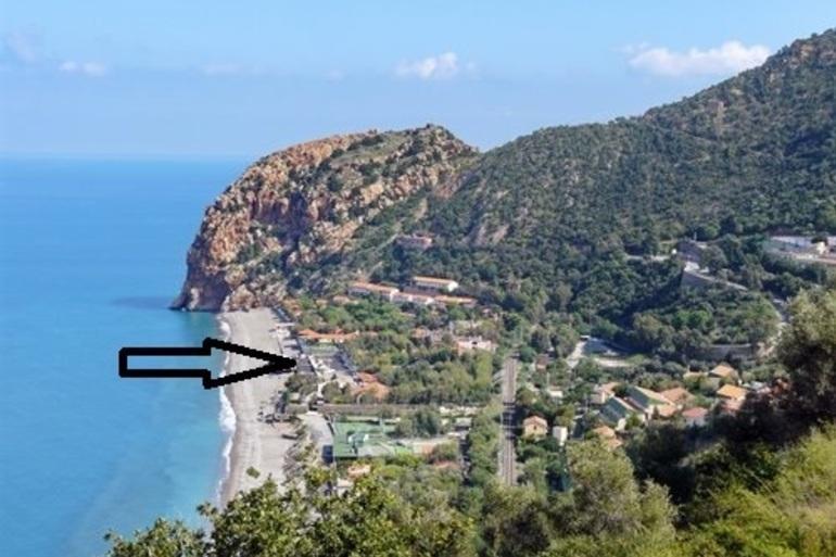 Отель Camping B&B Gioiosa