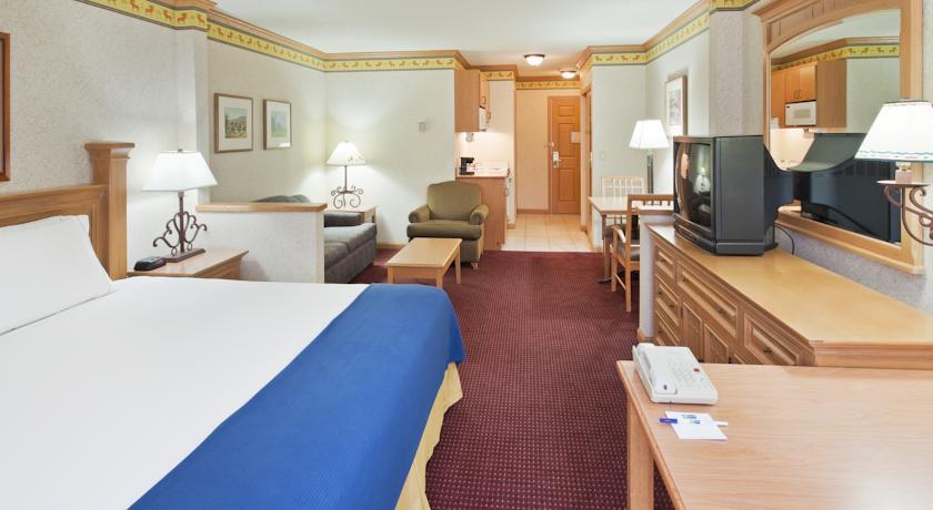 Отель Holiday Inn Express Hotel & Suites Elko