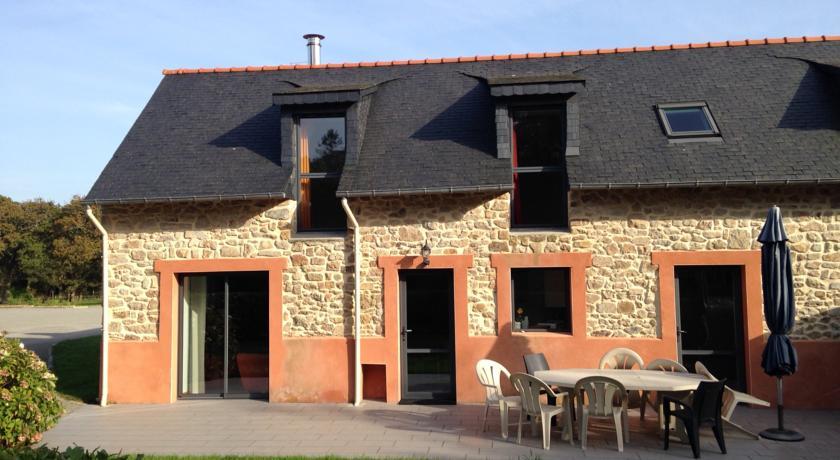 Апартаменты Gîte du Relais de Roscarven
