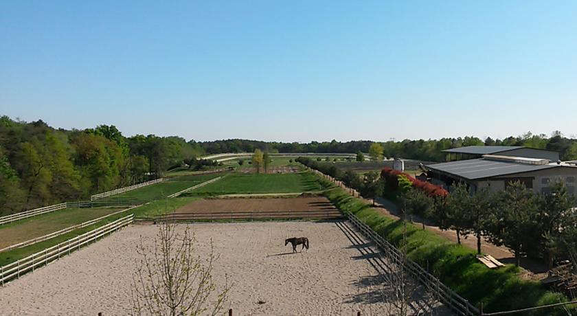 Отель Cascina del Poggio