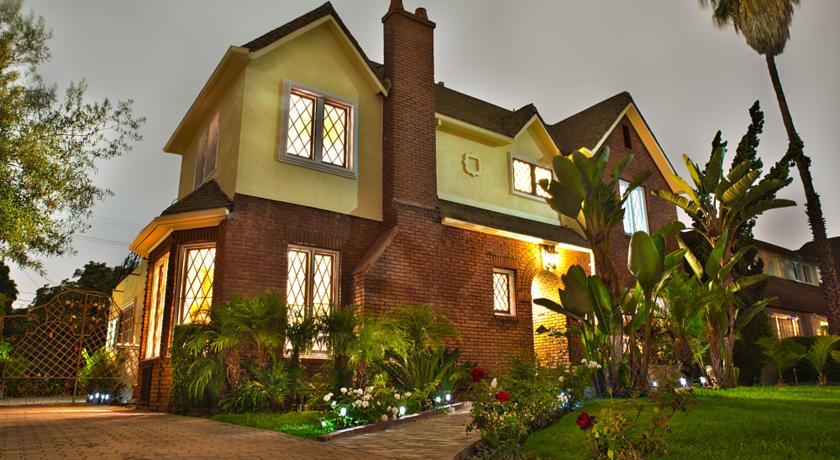 659 S. Highland Ave