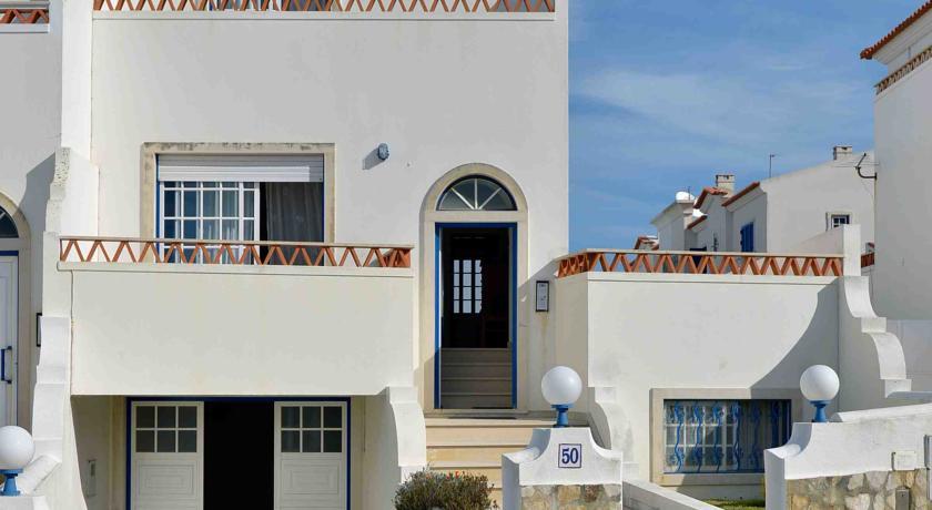 Feels Like Home - Ericeira Flat