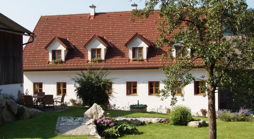 Апартаменты Einkehrhof Poggau