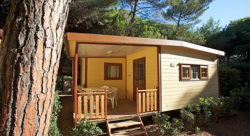 Отель Camping Village Le Esperidi