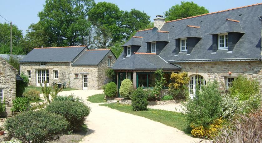 Апартаменты Le Clos De Lascoer
