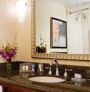 Отель DoubleTree by Hilton Princeton
