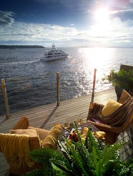 Edgewater Hotel