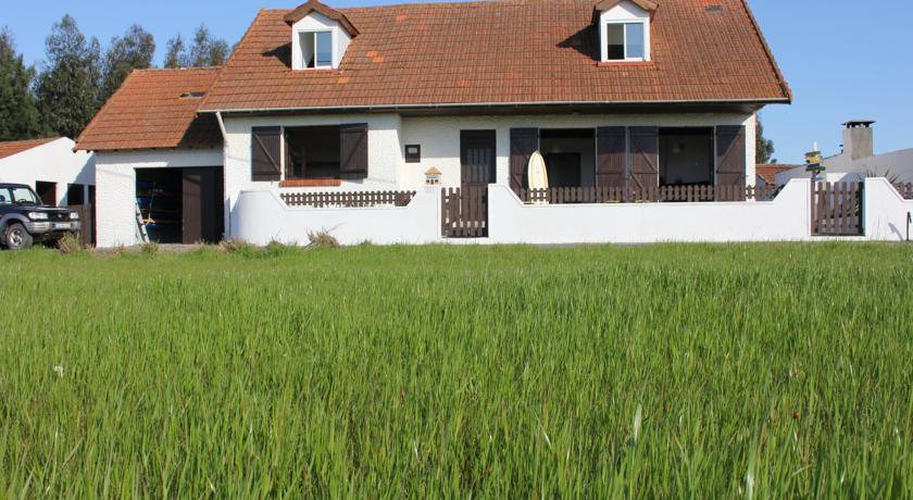 Мини-отель Marinha Surf House