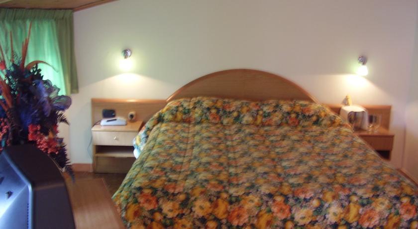Отель Hotel La Fattoria
